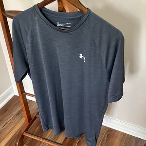 Under Armour Men's Dark Gray Short Sleeve Tee